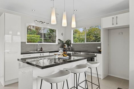 Photo of property in 92 Stapleford Crescent, Browns Bay, Auckland, 0630