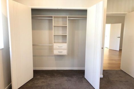 Photo of property in 19 Lynden Avenue, Hillcrest, Auckland, 0627