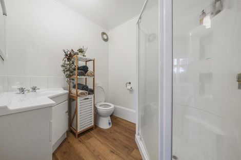 Photo of property in 184 Main North Road, Redwood, Christchurch, 8051