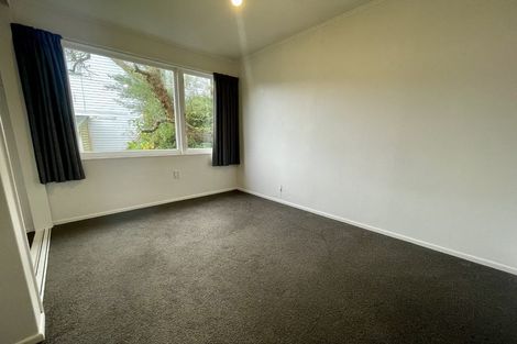 Photo of property in 24 Saint Michaels Crescent, Kelburn, Wellington, 6012