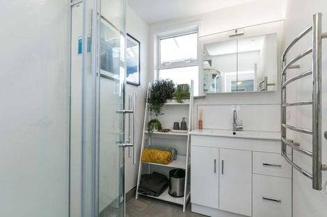 Photo of property in 139 The Esplanade, Petone, Lower Hutt, 5012