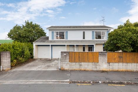 Photo of property in 2/165 River Road, Hamilton East, Hamilton, 3216