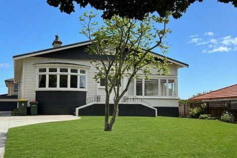 Photo of property in 39 Roys Road, Weymouth, Auckland, 2103