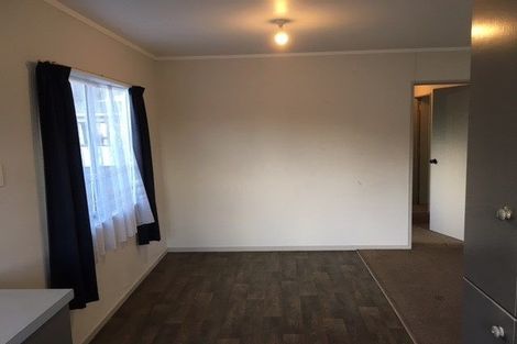 Photo of property in 5 Meadowvale Rise, Titirangi, Auckland, 0604