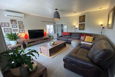 Photo of property in 89 Standen Street, Karori, Wellington, 6012