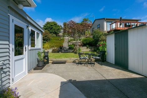 Photo of property in 71 Mould Street, Waitara, 4320