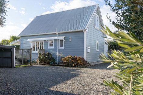 Photo of property in 11a Cologne Street, Martinborough, 5711