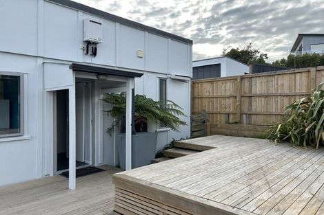 Photo of property in 2/73 Te Awakura Terrace, Mount Pleasant, Christchurch, 8081