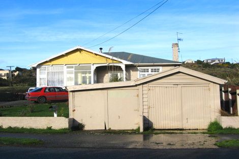 Photo of property in 36 Ocean Beach Road, Bluff, 9814