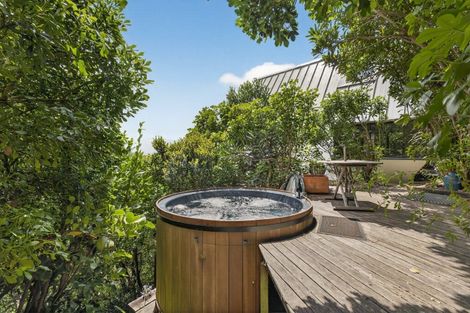 Photo of property in 29 Bayview Road, Charteris Bay, Lyttelton, 8971