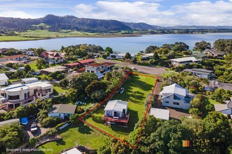 Photo of property in 16 Giles Way, Tanners Point, Tahawai, 3177