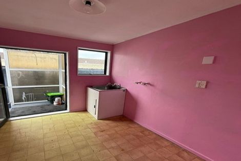 Photo of property in 3/1 Rebecca Rise, Weymouth, Auckland, 2103