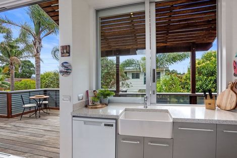 Photo of property in 12 Dunlop Drive, Pauanui, Hikuai, 3579