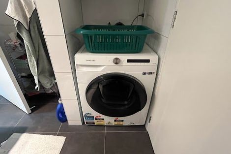 Photo of property in 1/25 Home Street, Mount Victoria, Wellington, 6011