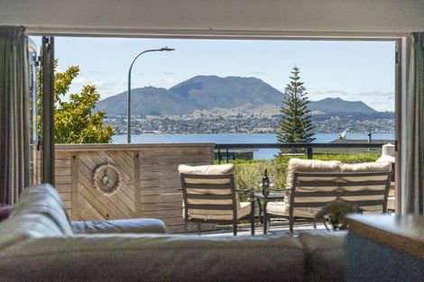 Photo of property in 17 Shera Street, Acacia Bay, Taupo, 3330