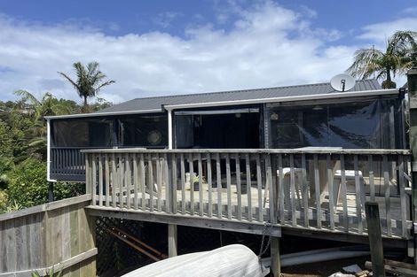 Photo of property in 54 Powells Road, Cable Bay, 0420