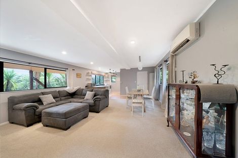Photo of property in 45 Holmes Drive South, Massey, Auckland, 0614