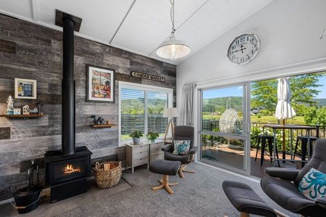 Photo of property in 17 Pukeko Way, Kinloch, Taupo, 3377