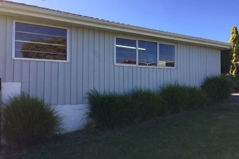 Photo of property in 16 Jade Avenue, Pakuranga Heights, Auckland, 2010