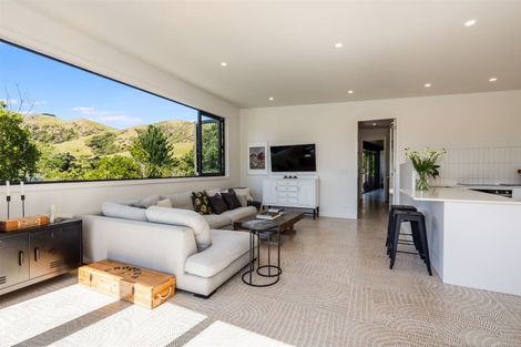 Photo of property in 114 Muri Road, Pukerua Bay, 5026