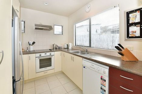 Photo of property in 23/4 Brixton Road, Manly, Whangaparaoa, 0930