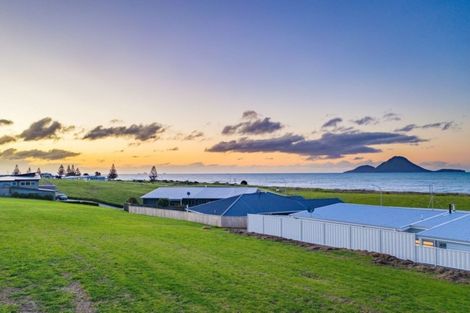 Photo of property in 50 Pacific Parade, Coastlands, Whakatane, 3120