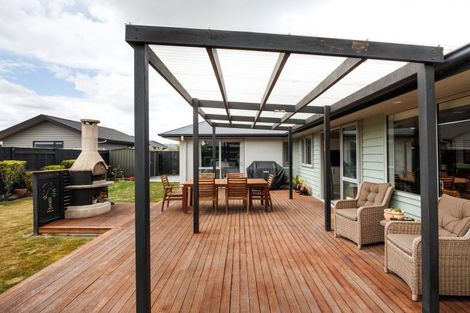 Photo of property in 5 Morocco Terrace, Kelvin Grove, Palmerston North, 4414