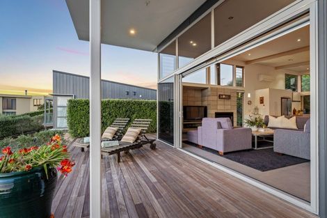 Photo of property in 16 North West Anchorage, Omaha, 0986