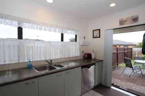 Photo of property in 279 Mahia Road, Weymouth, Auckland, 2103