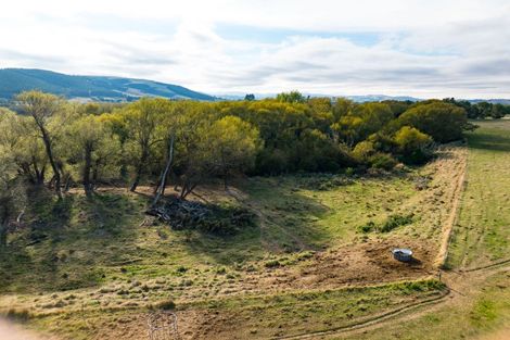 Photo of property in 522 Allanton Road, Outram, 9073