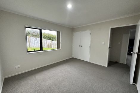 Photo of property in 54 Tiriwa Drive, Massey, Auckland, 0614