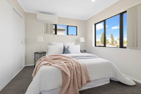 Photo of property in 69 Clevedon Road, Papakura, 2110