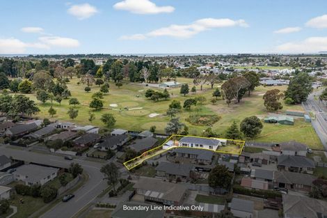 Photo of property in 70 Niven Street, Avondale, Christchurch, 8061