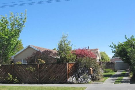 Photo of property in 6 Bethel Crescent, Bishopdale, Christchurch, 8053