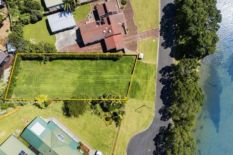 Photo of property in 7 Waione Avenue, Athenree, Waihi Beach, 3177