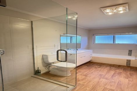 Photo of property in 4 Astor Place, Orewa, 0931