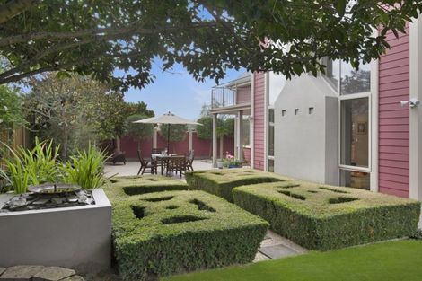 Photo of property in 3 Mallard Place, Unsworth Heights, Auckland, 0632