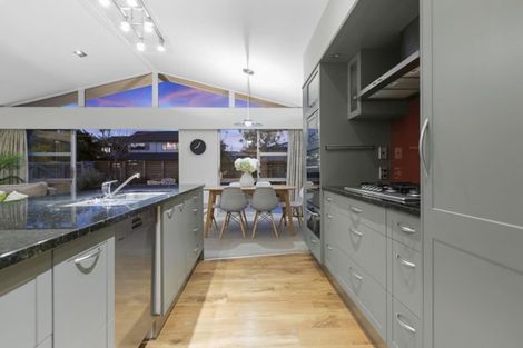 Photo of property in 31 Rewarewa Place, Matua, Tauranga, 3110