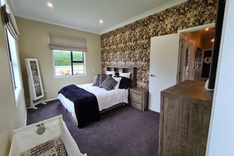 Photo of property in 181a Tasman Street, Opunake, 4616