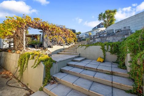 Photo of property in 15 Mortens Lane, Mount Pleasant, Christchurch, 8081