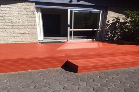 Photo of property in 2/73 Solomon Avenue, Redwood, Christchurch, 8051