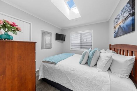 Photo of property in 19 Kotare Drive, Waiwhakaiho, New Plymouth, 4312