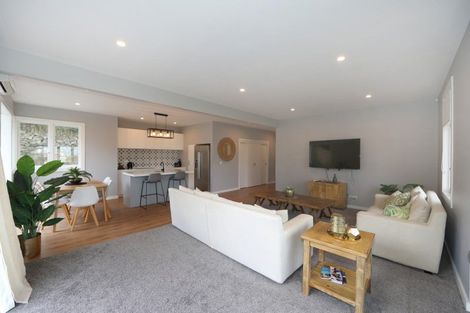 Photo of property in 10 Lincoln Road, Bluff Hill, Napier, 4110