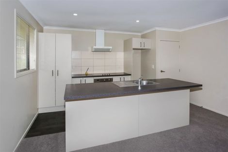 Photo of property in 20 Mcgowan Rise, Tuakau, 2121