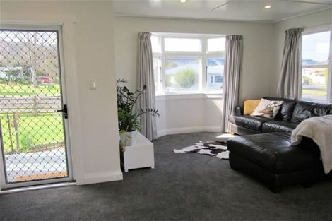 Photo of property in 32 Towers Street, Paeroa, 3600