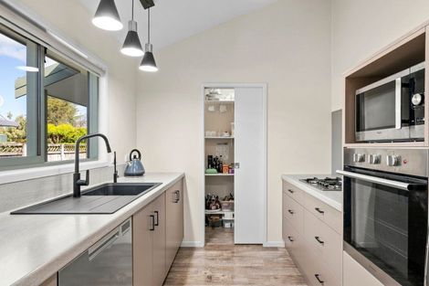 Photo of property in 137 Taylor Street, Cambridge, 3434