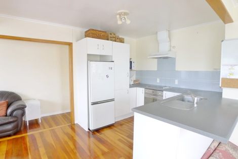 Photo of property in 28 Sturdee Road, Manurewa, Auckland, 2102