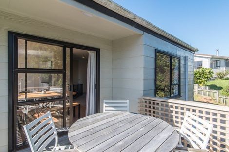 Photo of property in 21 Pitoitoi Street, Otaihanga, Paraparaumu, 5036