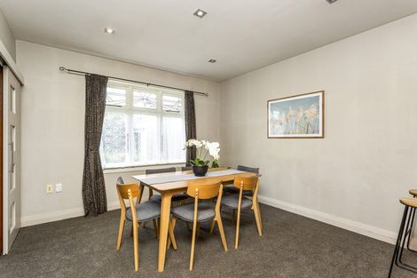 Photo of property in 106 Surrey Street, Forbury, Dunedin, 9012