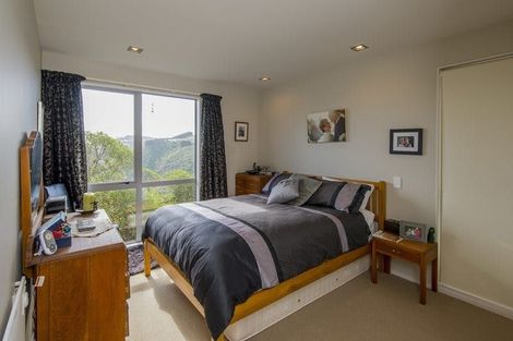 Photo of property in 37c Gurkha Crescent, Khandallah, Wellington, 6035